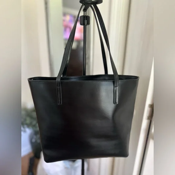 Kate Spade New York Black Leather Tote Bag - Picture 2 of 8